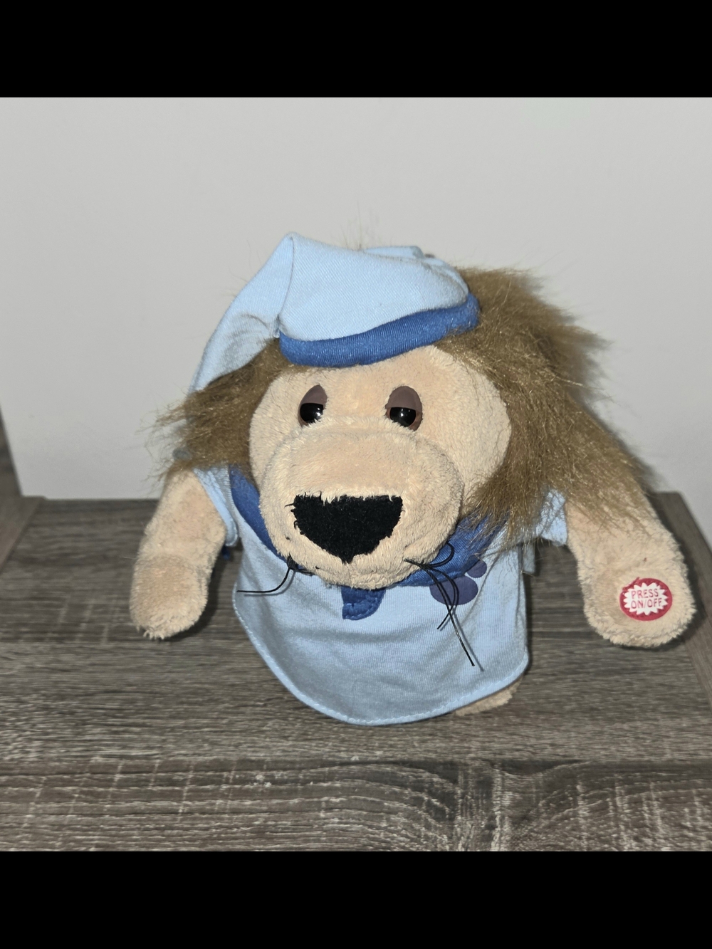 Vintage Dancing Singing Lion DanDee International Limited "The Lion Sleeps Tonig